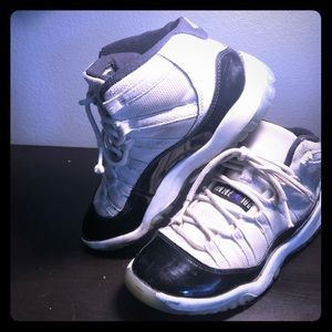 Boys size 2Y Jordan’s